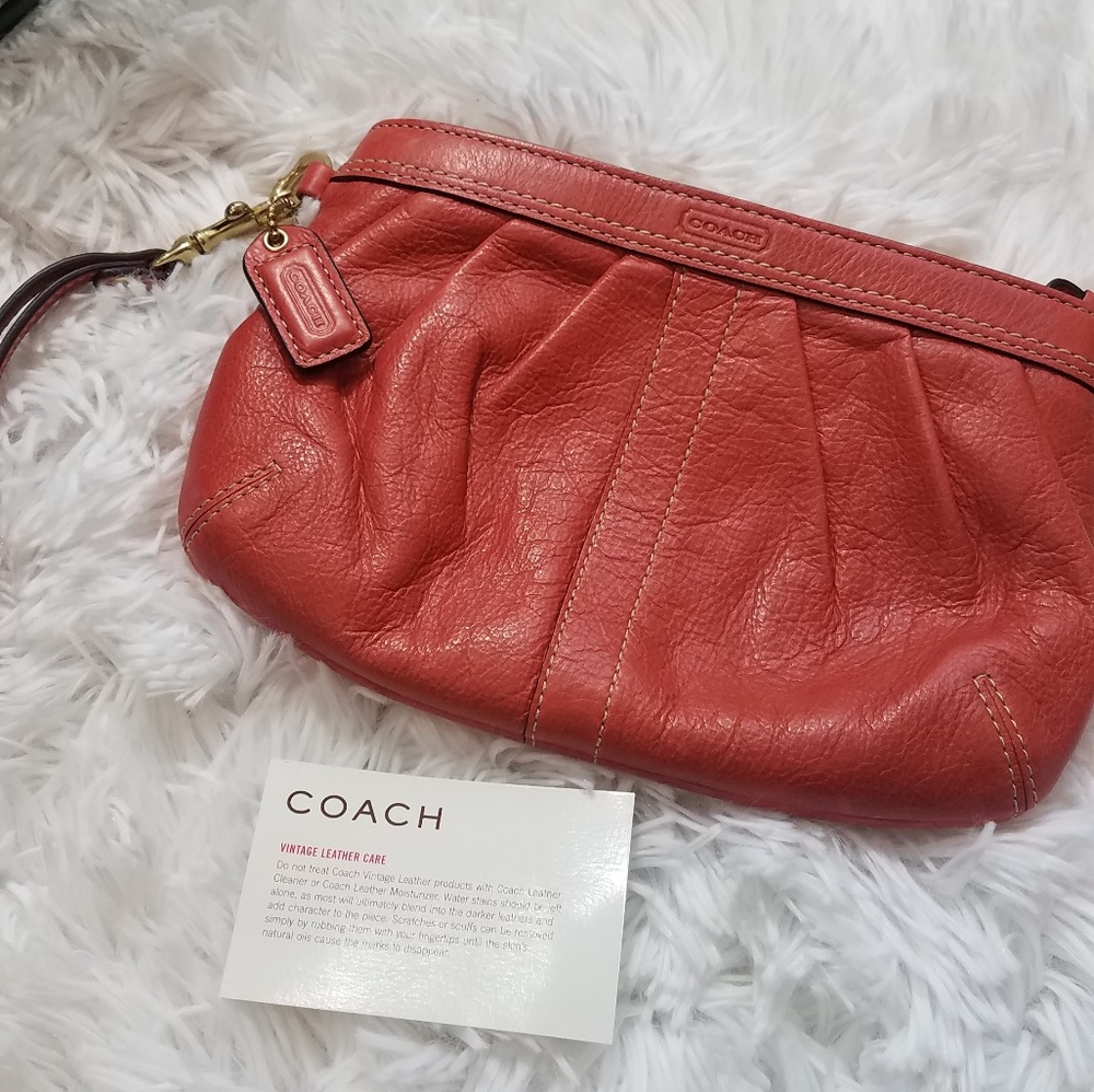 Vintage Coach wristlet - Picture 2 of 7